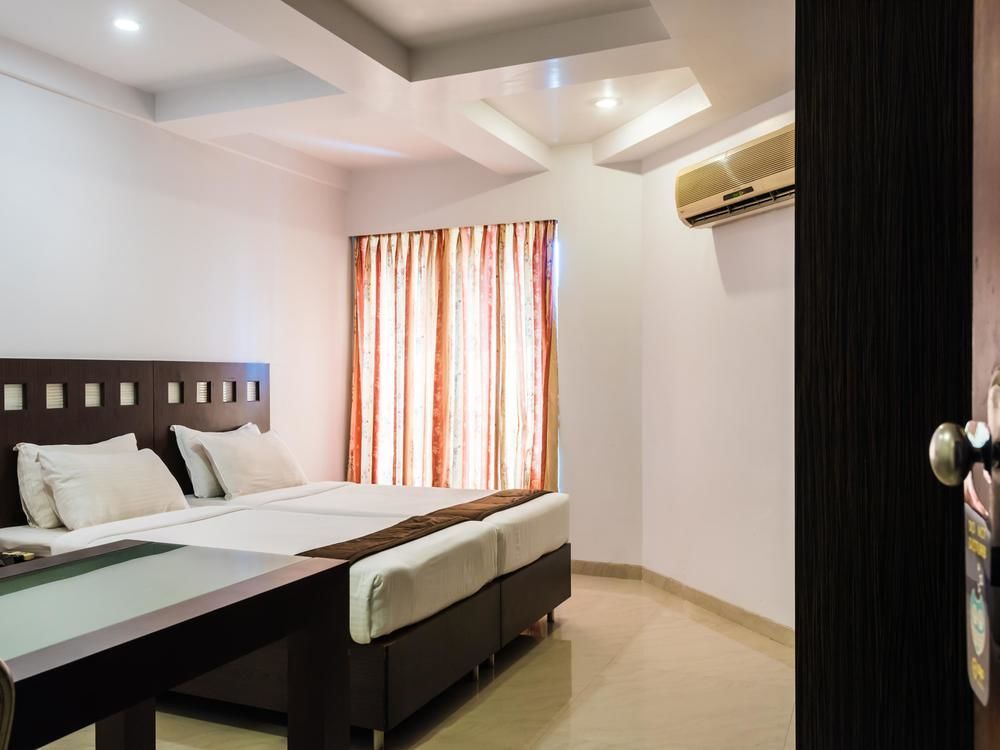 Fabhotel Savoy Suites Mumbai Airport Bombaim Exterior foto