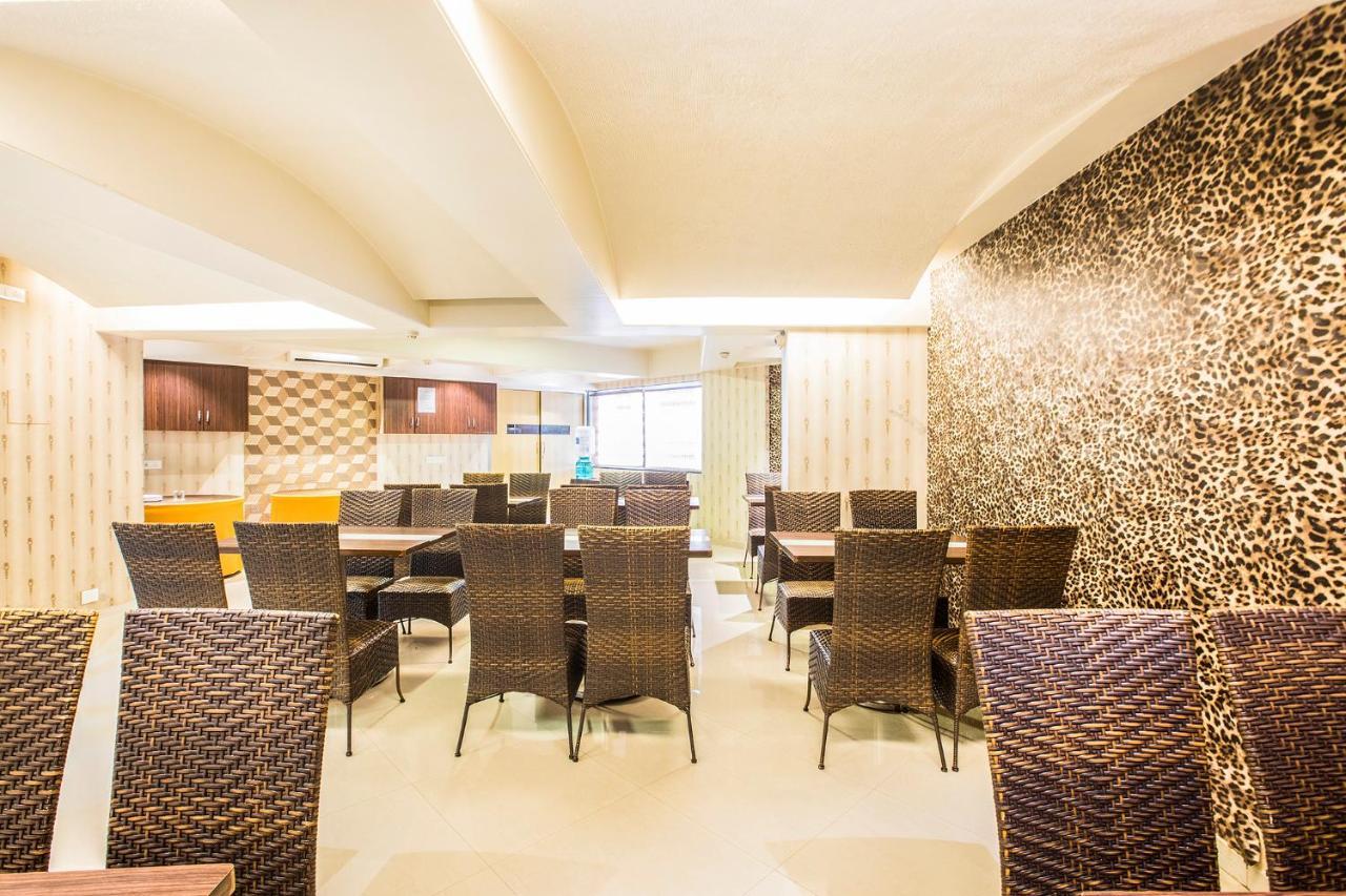 Fabhotel Savoy Suites Mumbai Airport Bombaim Exterior foto
