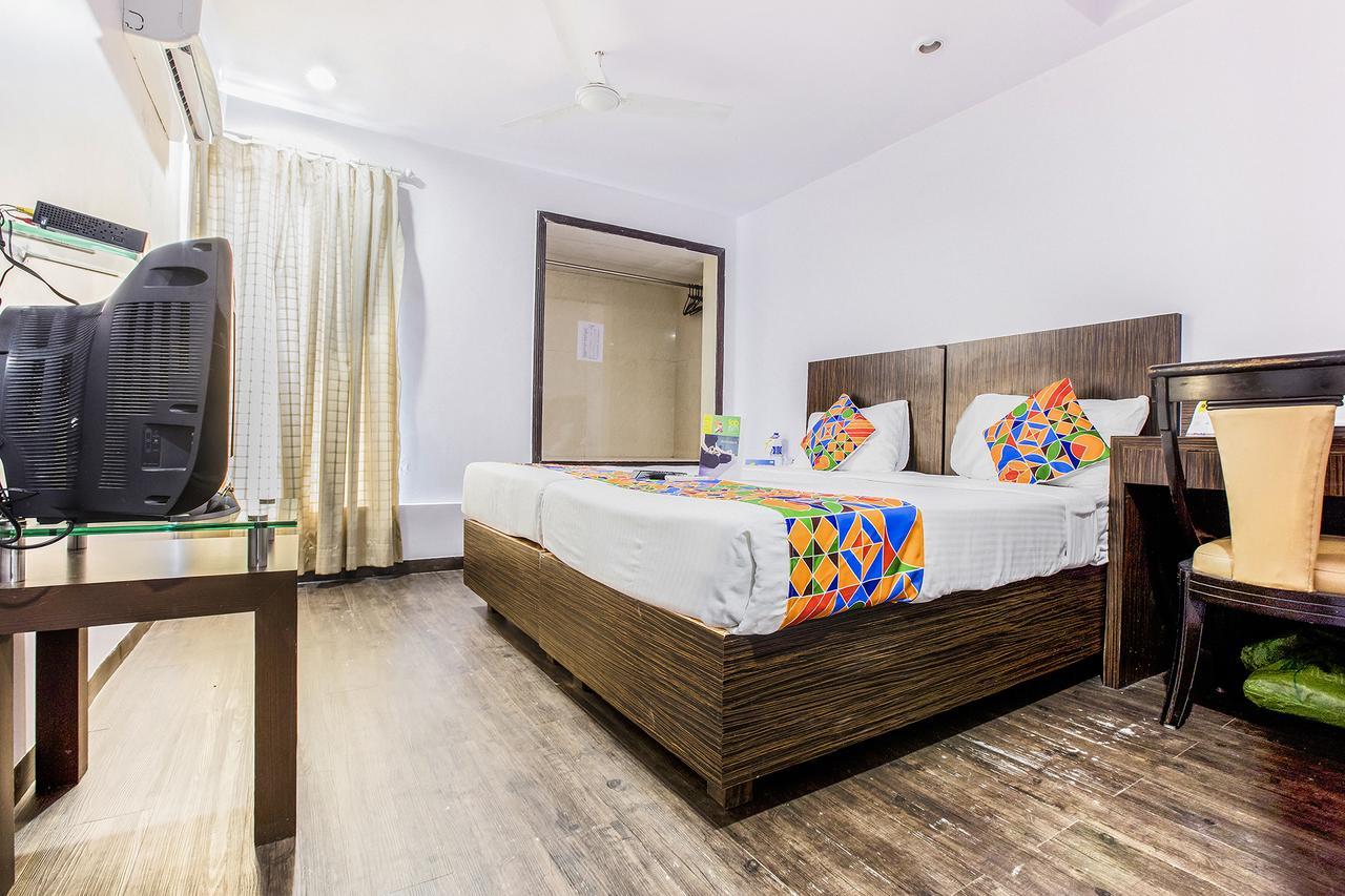 Fabhotel Savoy Suites Mumbai Airport Bombaim Exterior foto